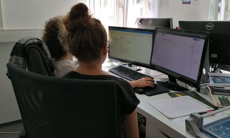 Schnuppern bei der creativomeida GmbH © creativomedia GmbH