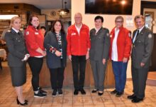 v.li.n.re Landesvizepräsidentin Cristina Summerer, BGL. Elisabeth Wiedenig, Martina Wiedenig, Sozialreferentin Stadtgemeinde Hermagor, Josef und Maria Rauscher, Essenszustelldienst, Irmgard Hartlieb, Vizebürgermeisterin und Dr. Klemens Fheodoroff Bezirkstellenleiter Stellv.