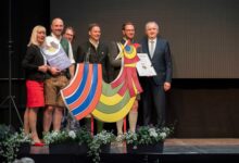 Hauptmann Andreas Tafeit (Bezirkspolizeikommandant Murtal), Kontrollinspektor Karl Boden und Generalmajor Helmut Richter (Geschäftsbereich A) © LPD Stmk