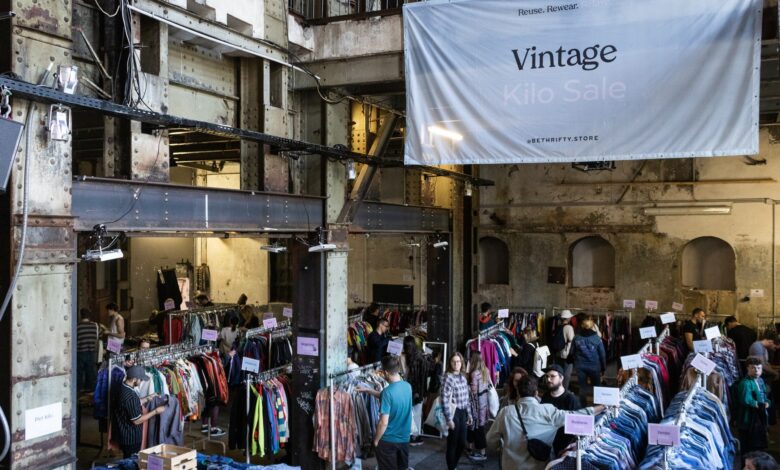 Vintage Kilo Sale