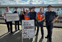 : Zahlreiche Bürgerinnen und Bürger kamen mit der örtlichen Polizei ins Gespräch. ©LPD Stmk/Hellinger