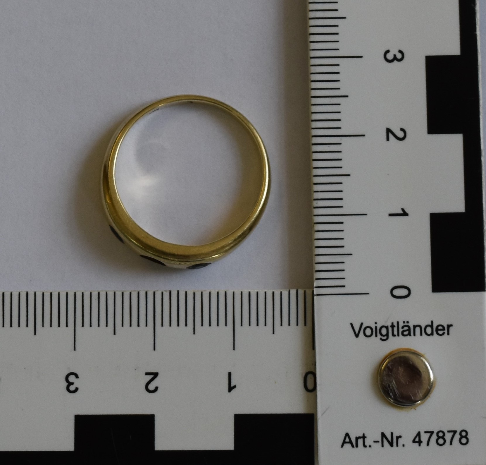 5.2 Ring Gold mit drei Steinen © LPD Stmk