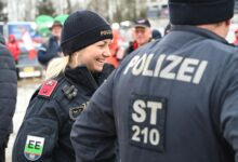 Trainerin Renate Reichmann mit Roland Slug (l.) und Nelly Lorenz (r.) © Auer/DSG Kärnten