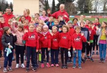 Foto/KK: Ein Teil der LAC-Kinder beim Trainingsstart