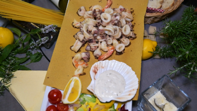 Die Preisträger mit den hochrangigen Repräsentanten aus Politik, Bildungsdirektion, Polizei und dem Kompetenzzentrum Sicheres Österreich Landesklub Tirol. Foto Polizei