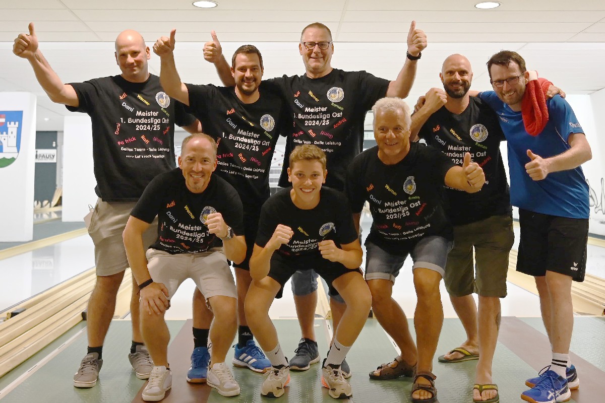 Von links: Andrej Lahovec, Dominik Konec, Daniel Waldhauser, Rafael Waldhauser (vorne), Werner Rössler, Adolf Pichler, Roman Leitner und Martin Oberrauner ©Werner Maurer