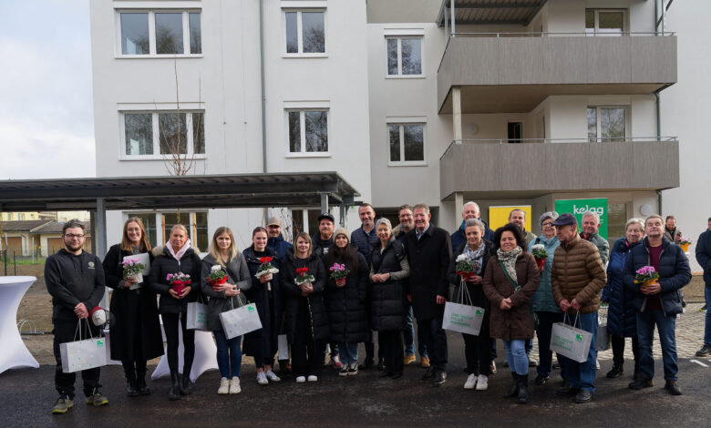 Wohnungen Griffen übergeben