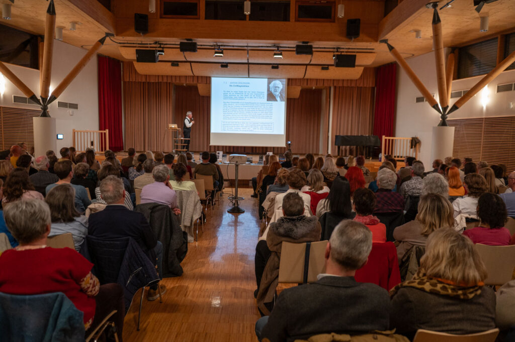 Herwig Ronacher, Alles ist anders - erkenne die Matrix, (c) creativomedia.gmbh - alfred santner