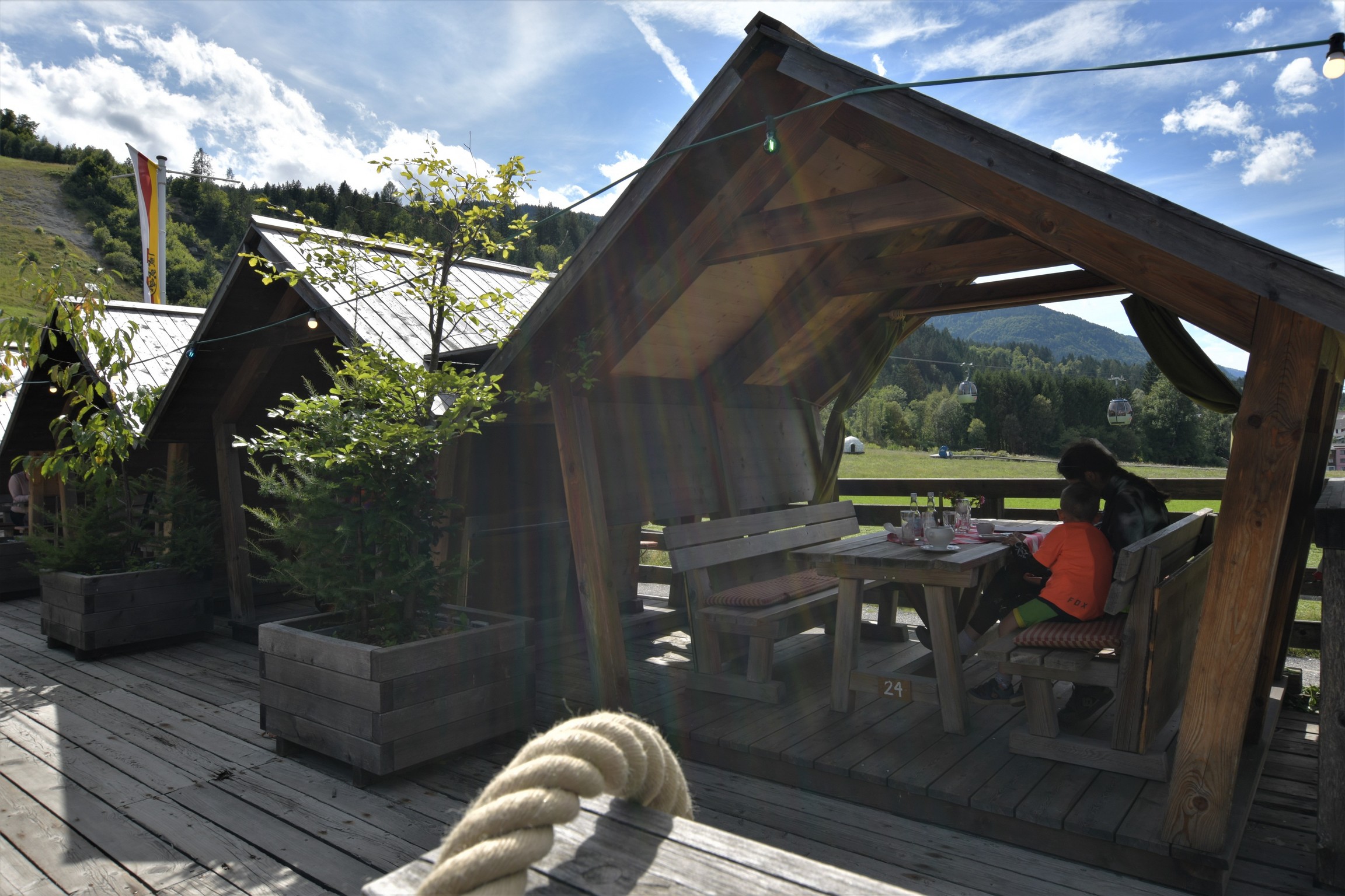 Logenplätze Bärenhütte Tröpolach Österreich © Günther Perje Business-Network