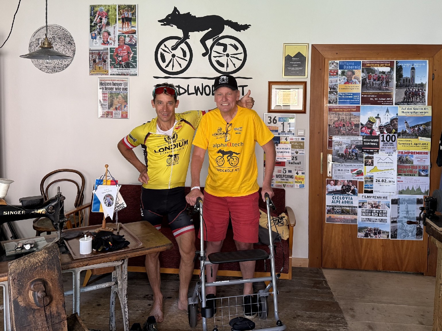 Michi Kurz zu Besuch bei Radlwolf bei seinem Wochenendausflug nach Hause © Klaus Mamedof