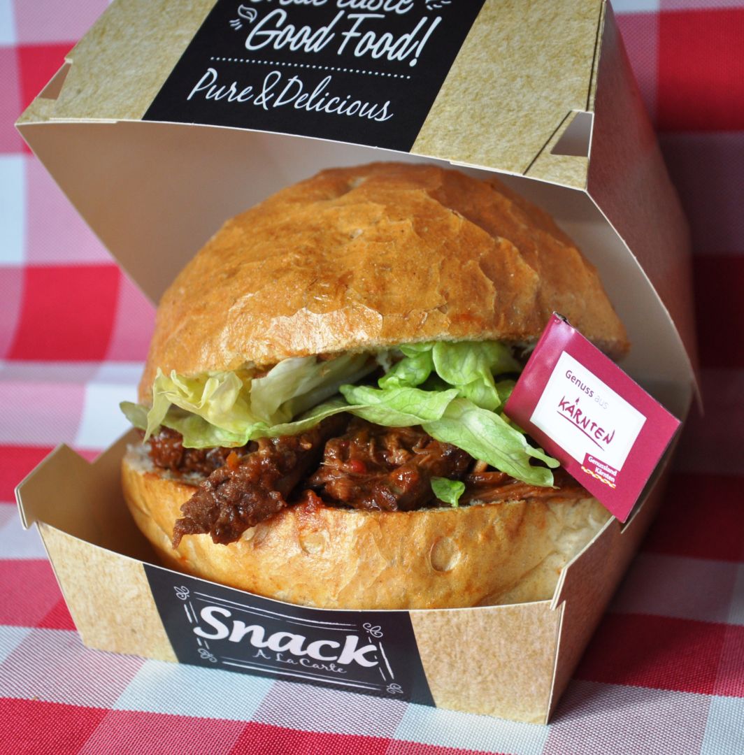 Pullet-Beef-Burger, GS – Gailtal Style by Gratzer Stefan