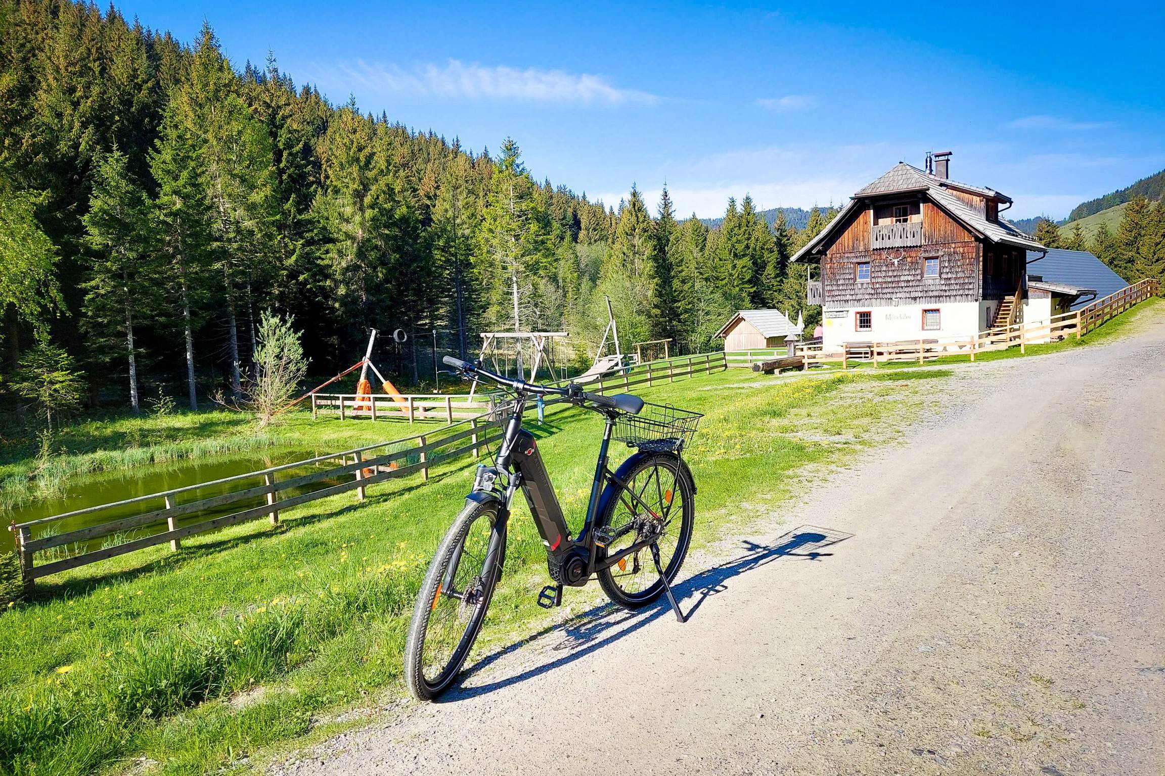 © creativomedia GmbH