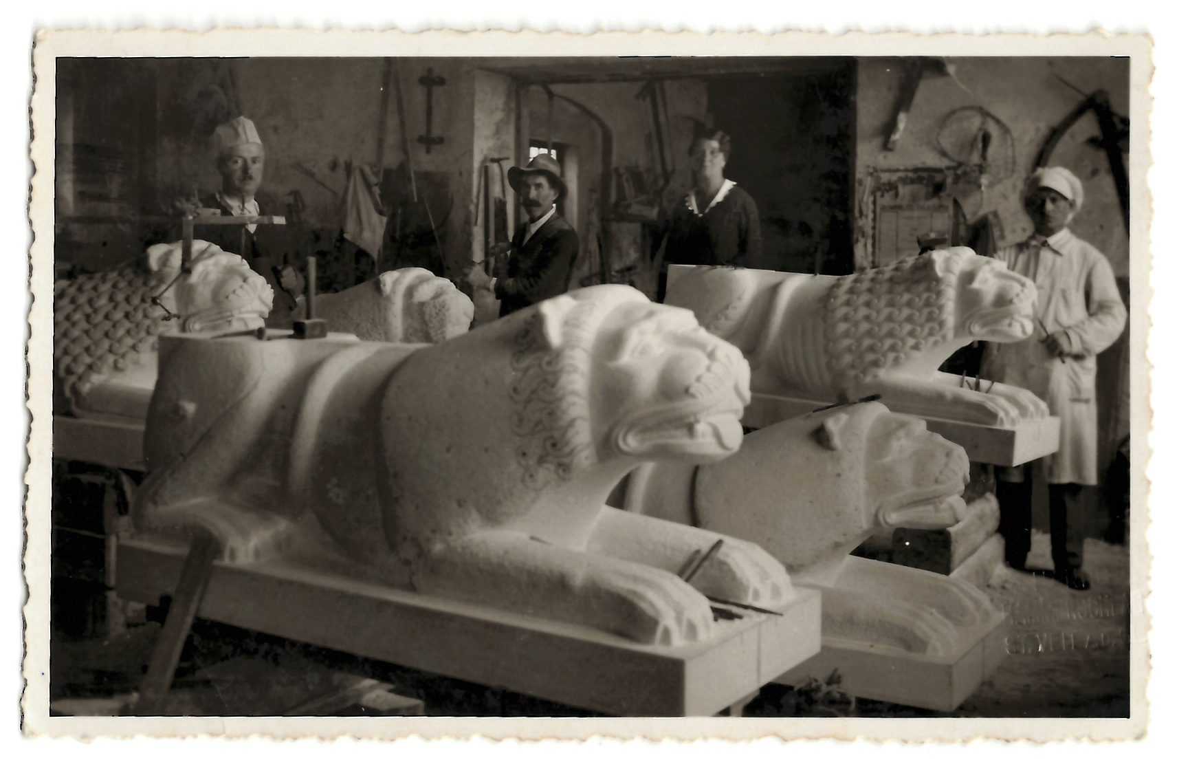 Kloster St. Paul und Burg Rabenstein (rechts) Ende des 17. Jahrhunderts auf einem Stich nach Valvasor. Aus: Topographia Archiducatus Carinthiae 1688 (gemeinfrei)