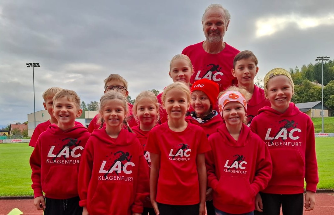 Foto zVg: das LAC-Erfolgsteam mit Betreuuer Günther Gasper