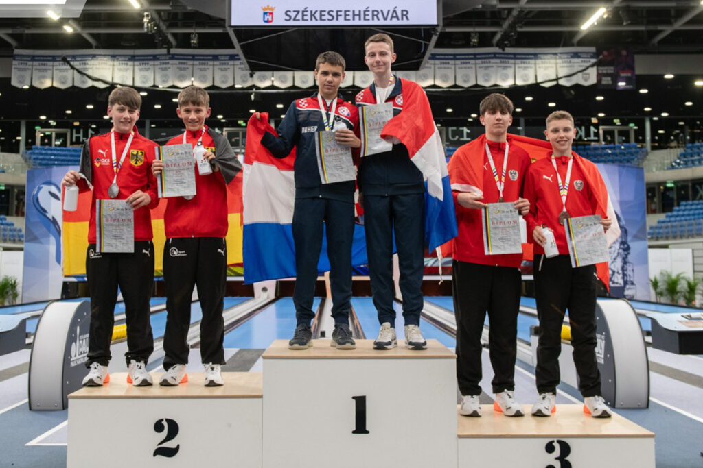 Deutschland mit Felix Schmidt & Maximilian Strauss, Weltmeister Kroatien mit Petar Stefok & Luka Jakovina, und unsere Bronzenen Jonas Plaukovits und Rafael WALDHAUSER ©WNBA-NBC