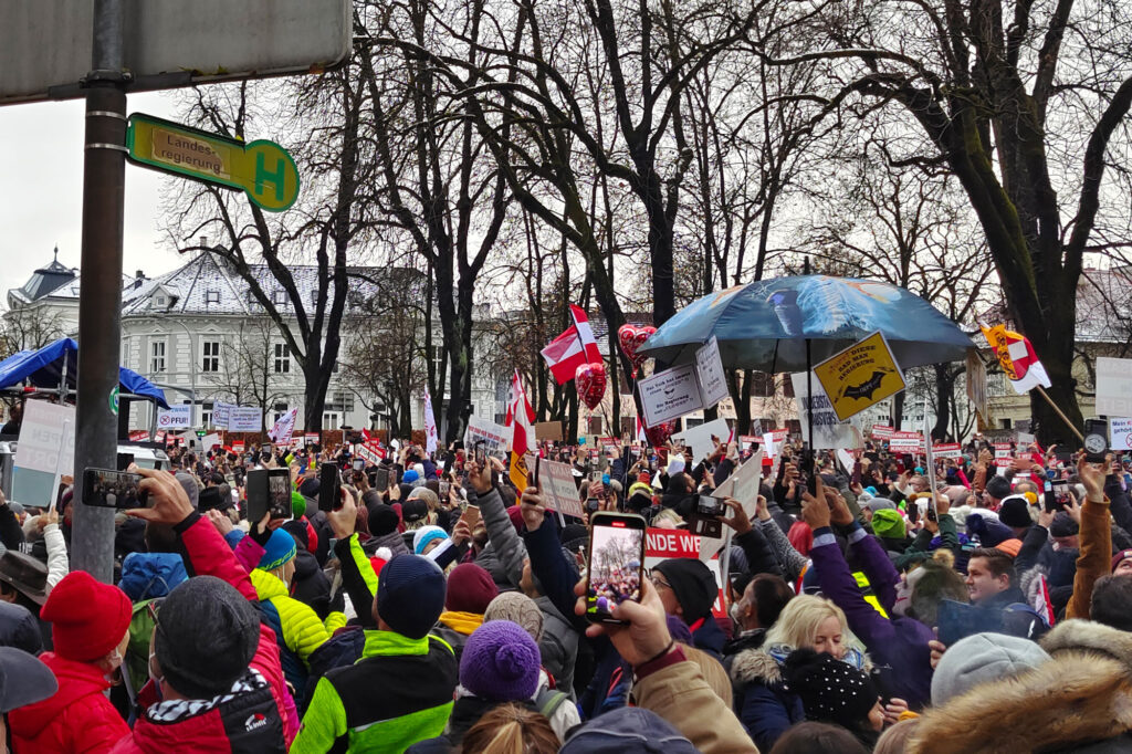 Demonstration in Klagenfurt, 12.000 Teilnehmer, 27.11.2021