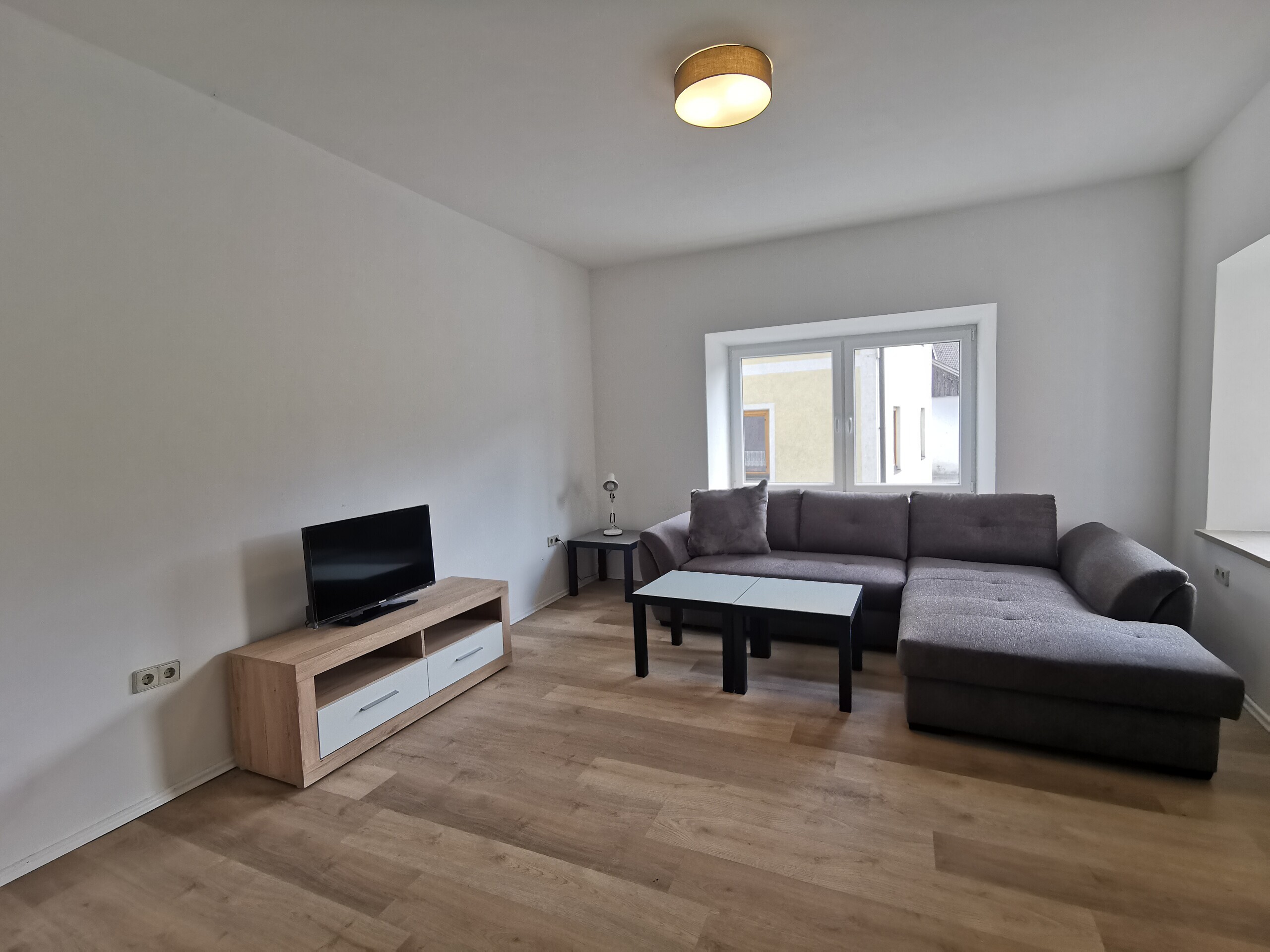 Modernes Wohnzimmer © Cornelia Gasser/AVESTRA