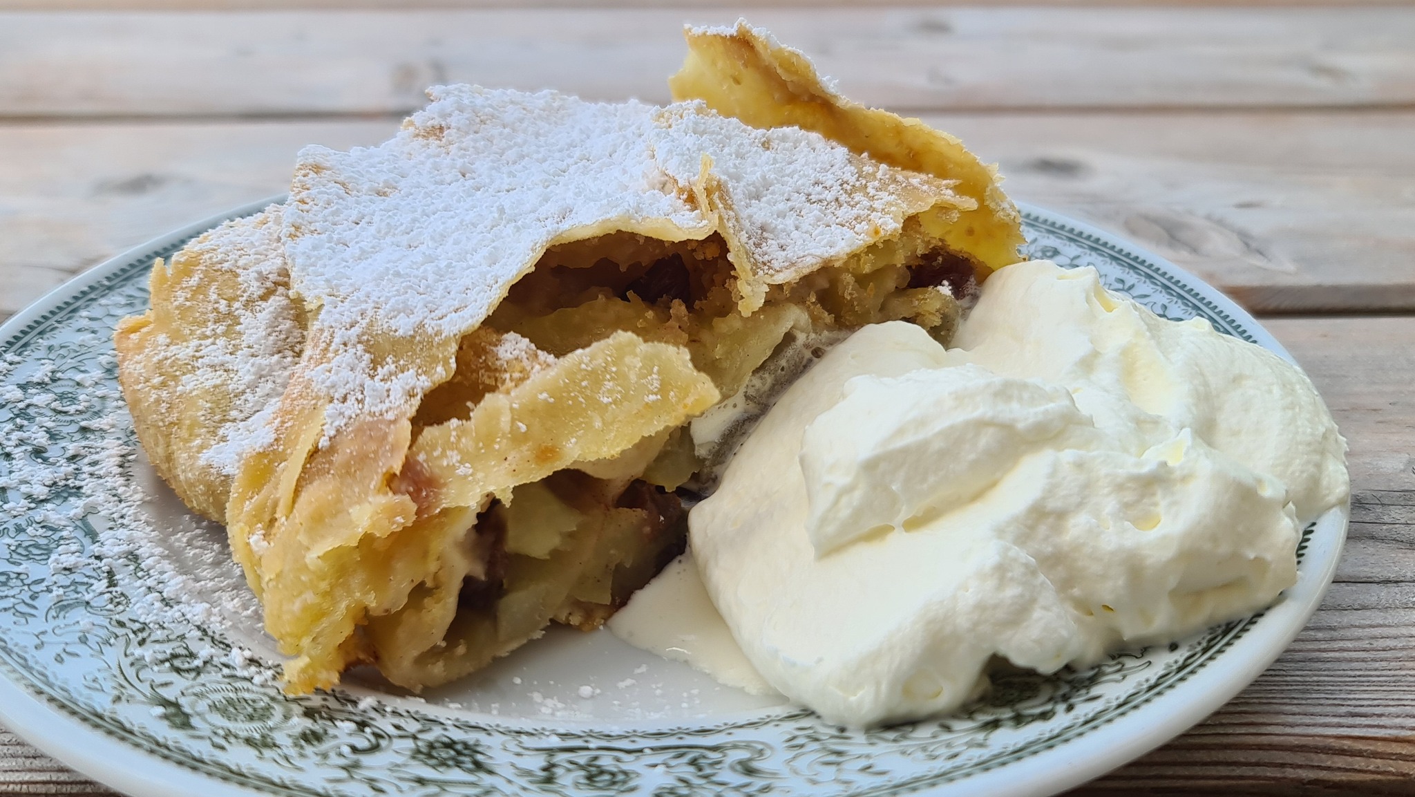 Genuss auf der Emberger Alm © RPIT, creativomedia GmbH