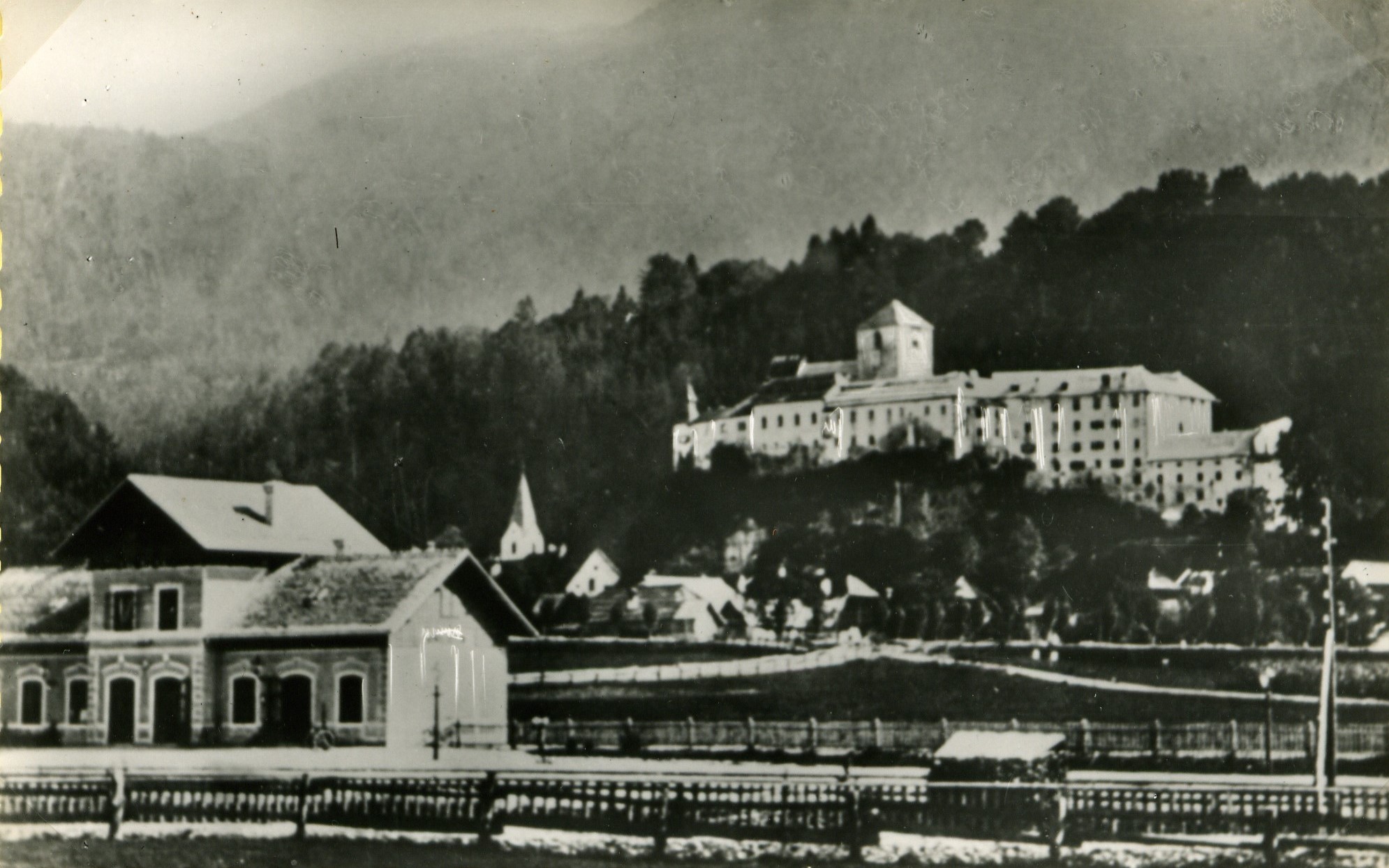 Der Bahnhof Arnoldstein um 1873. © Archiv Marktgemeinde Arnoldstein