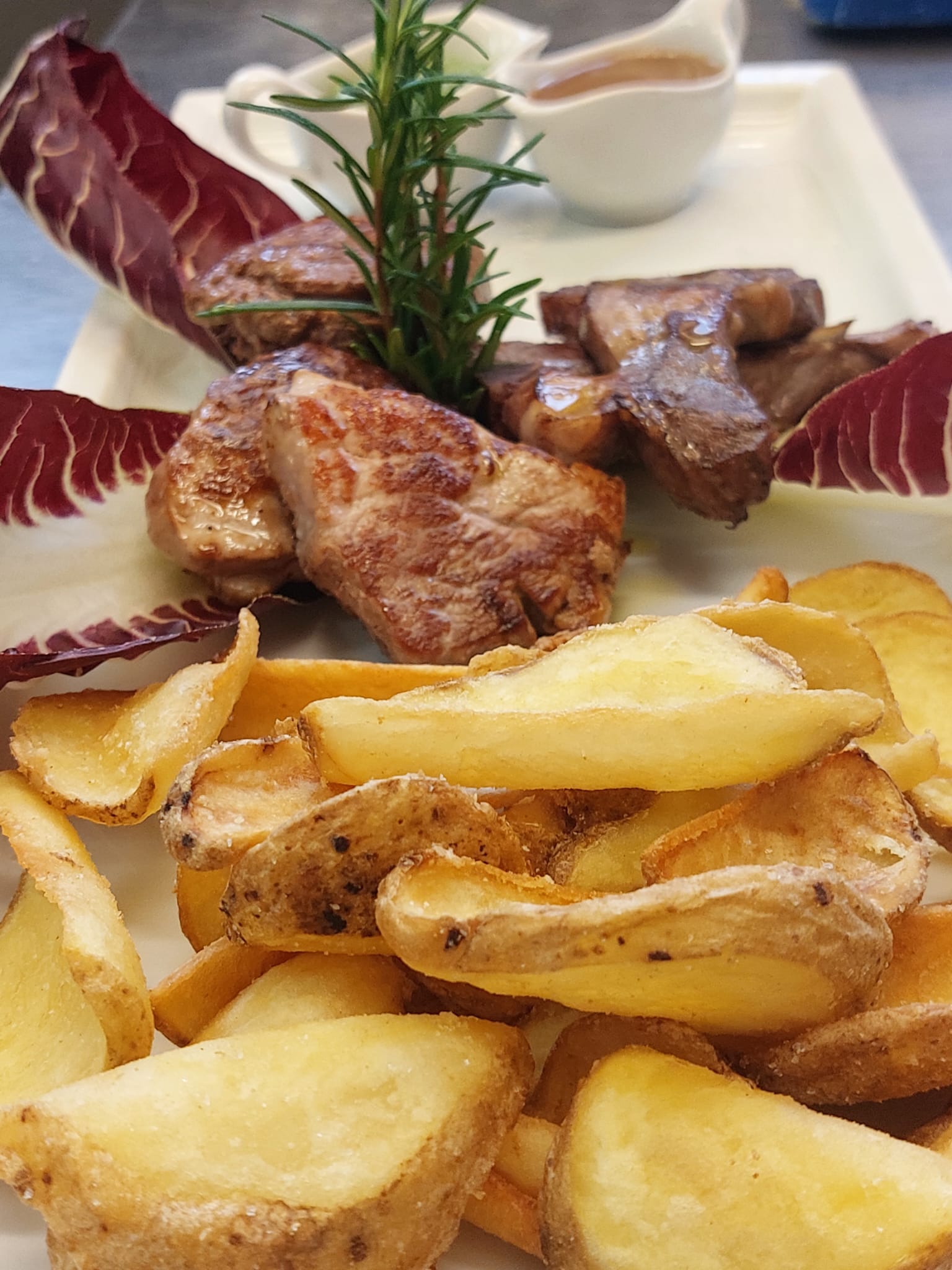 Fleisch-Grillplatte Restaurant Mari e Monti © Emanuela Ferrara