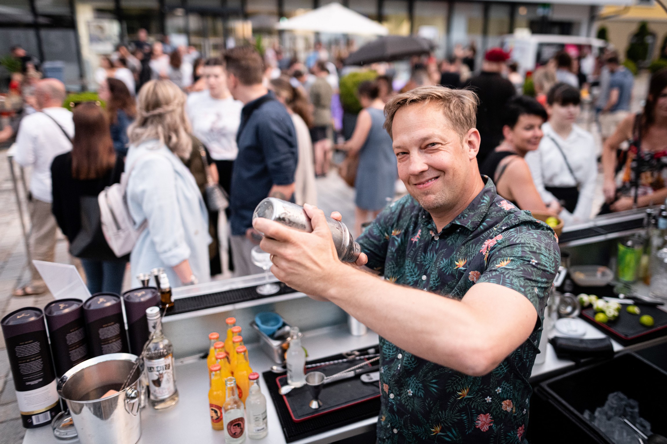 Cocktails Street Food Nikolai Augustin © Christian Bock Photography
