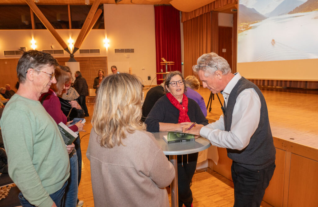 Herwig Ronacher, Alles ist anders - erkenne die Matrix, (c) creativomedia.gmbh - alfred santner