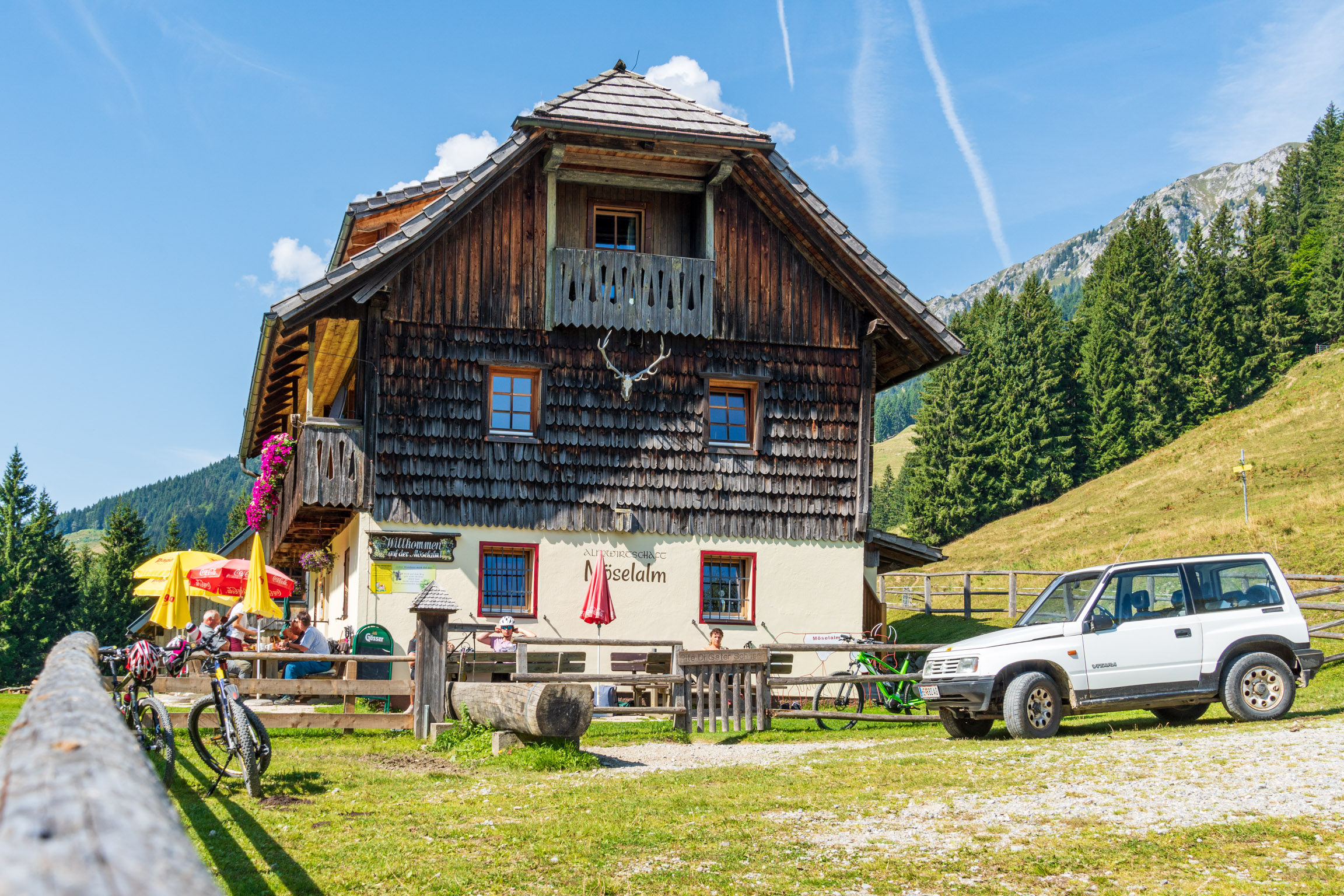 © creativomedia, Ausblick auf Weißbriach